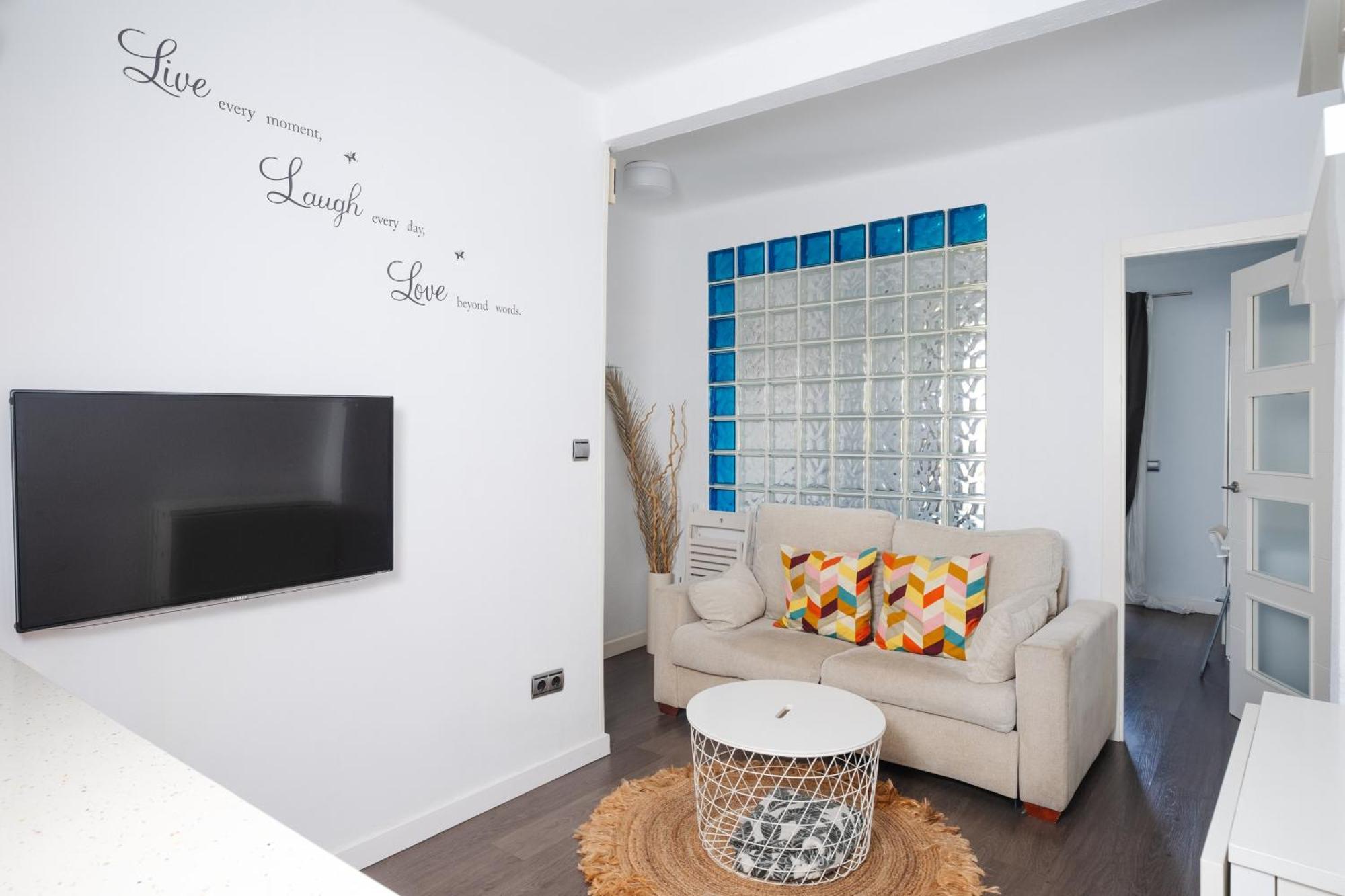 Acogedor Piso Con Balcon Apartment Seville Luaran gambar